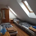 Casa de hóspedes Hóvirág Panzió Porva